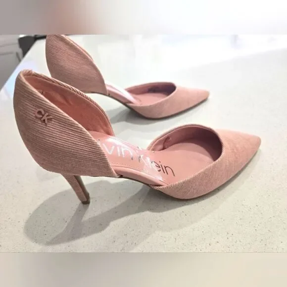NEW- Calvin Klein Women's Pink Heels - Picture 7 of 8